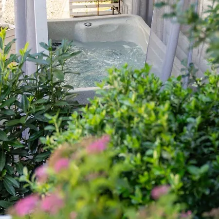 Апарт-готель Vinoport Apartmanhaz