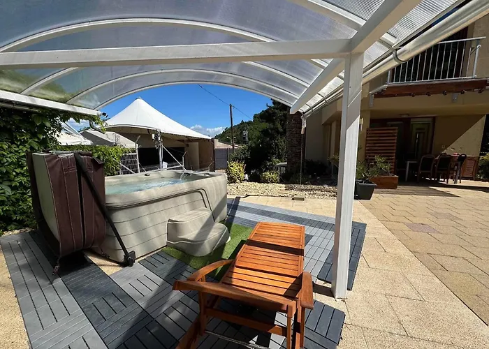 Апарт-готель Vinoport Apartmanhaz