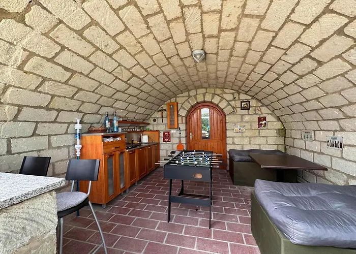 Апарт-готель Vinoport Apartmanhaz Еґер