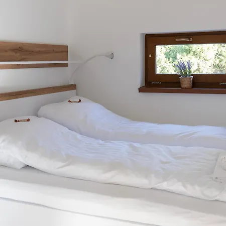 Vinoport Apartmanhaz *