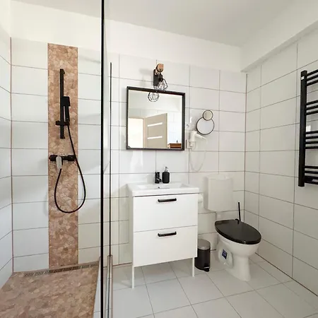 Hotel apartamentowy Vinoport Apartmanhaz