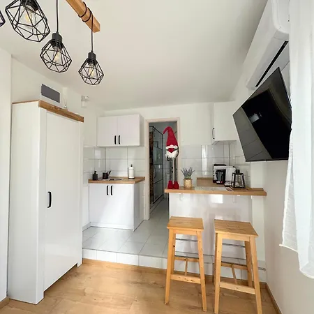 Vinoport Apartmanhaz 3*