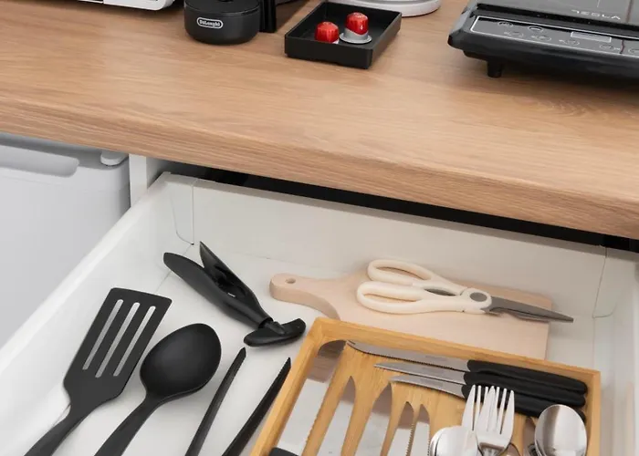 Vinoport Apartmanhaz Lägenhetshotell Eger