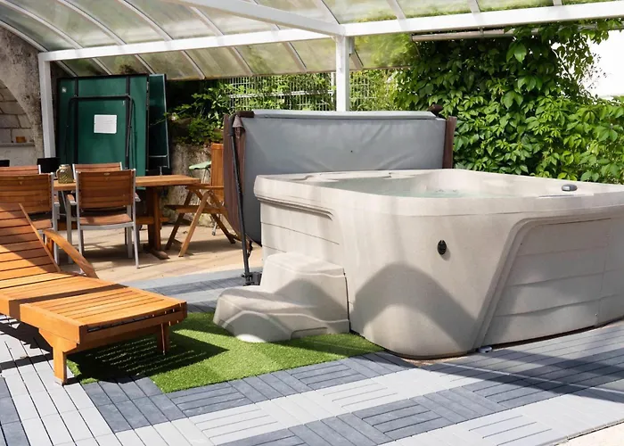 Lägenhetshotell Vinoport Apartmanhaz 3*